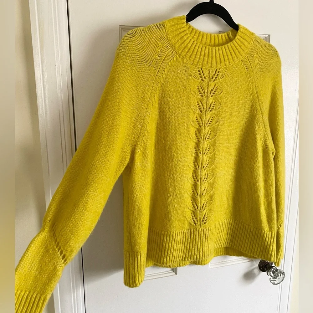 LOFT Yellow Pointelle Crewneck Knit Sweater Womens Size Small Wool Blend